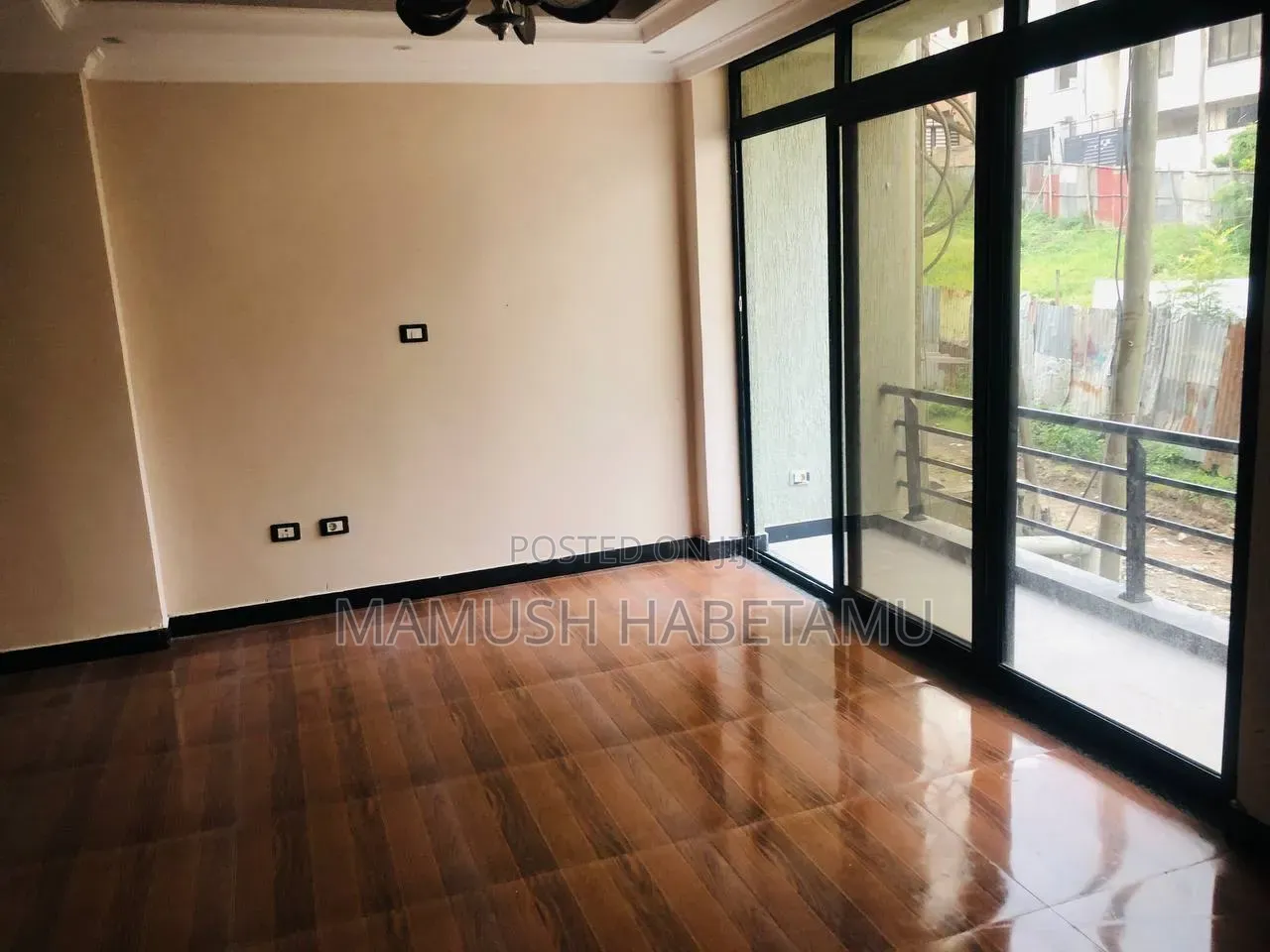 Furnished 8bdrm House in 72ማህበር G+3, Nifas Silk-Lafto for sale