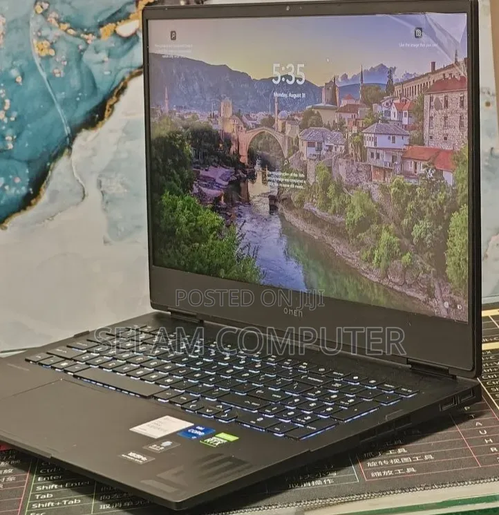 New Laptop HP Omen 16 16GB Intel Core i7 SSD 512GB