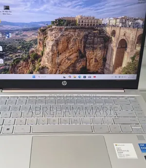 New Laptop HP Pavilion 14 16GB Intel Core i5 SSD 512GB