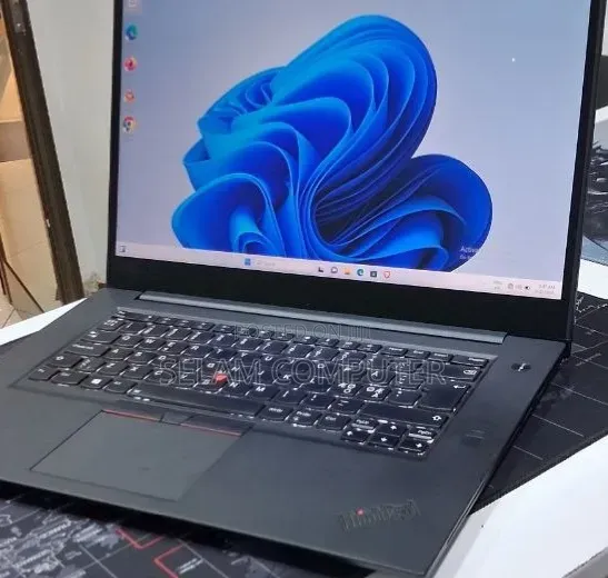 New Laptop Lenovo ThinkPad X1 Carbon 16GB Intel Core i7 SSD 1T
