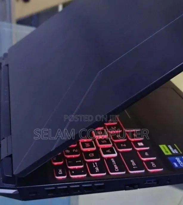 New Laptop Acer Aspire 5 16GB Intel Core i7 SSD 512GB