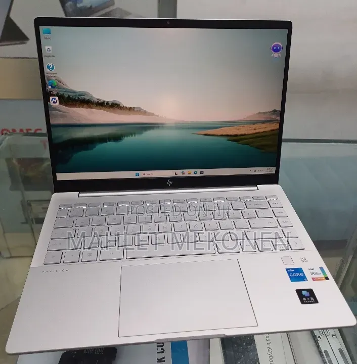 New Laptop HP EliteBook 840 8GB Intel Core i7 SSD 512GB