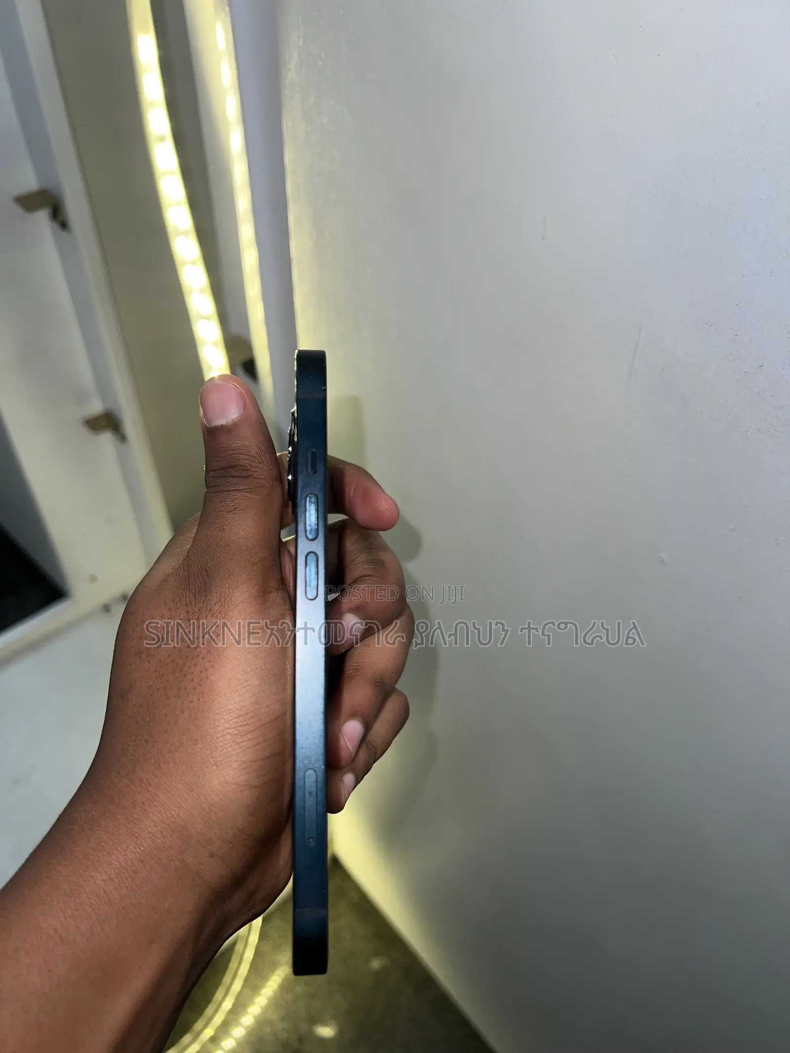 New Apple iPhone 13 128 GB Black