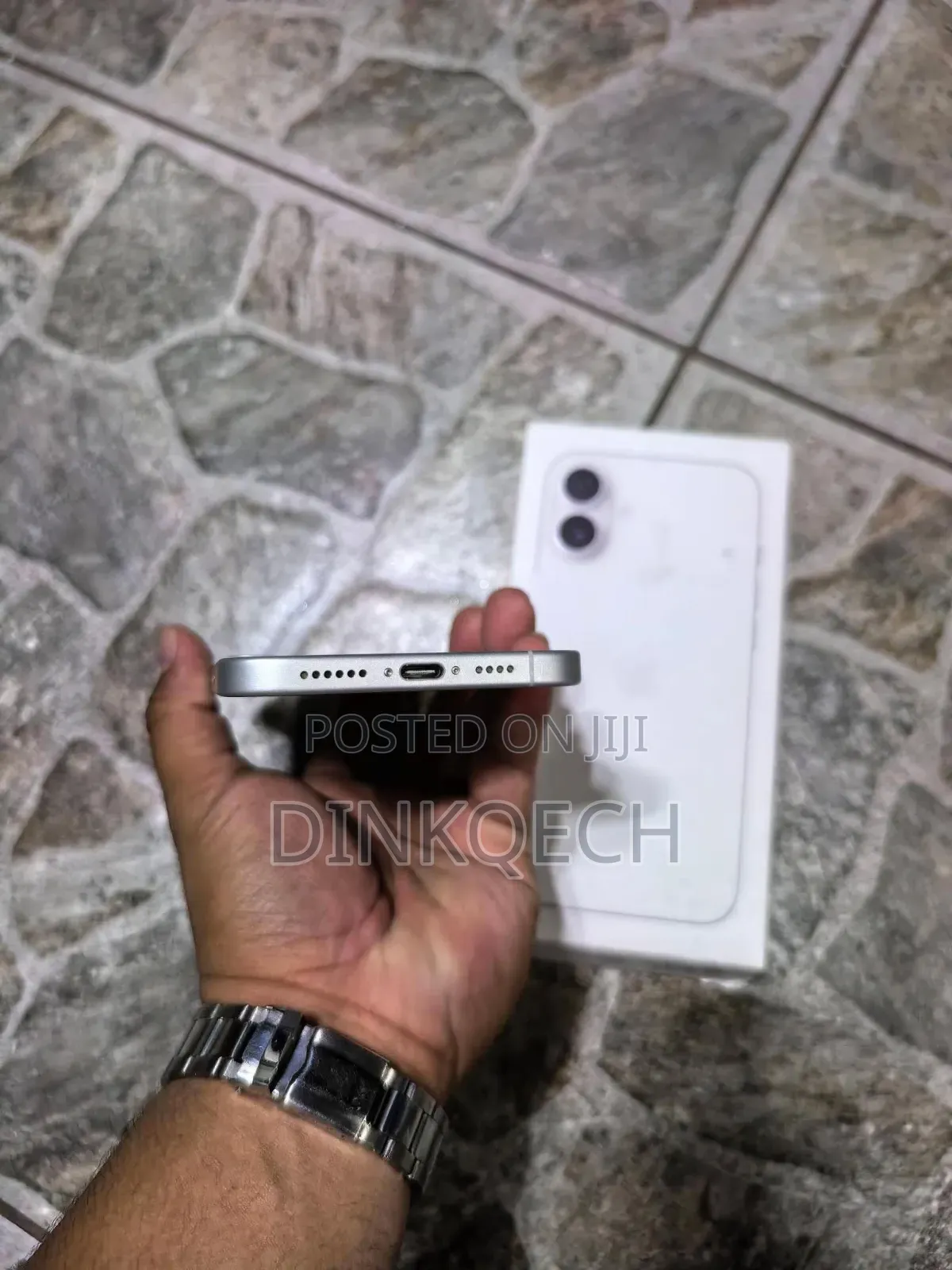 New Apple iPhone 16 Plus 128 GB White