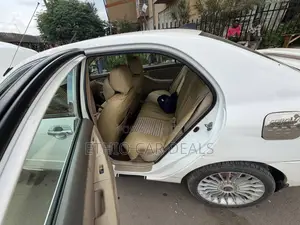 Toyota Corolla 2005 White