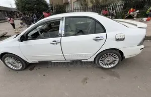Toyota Corolla 2005 White