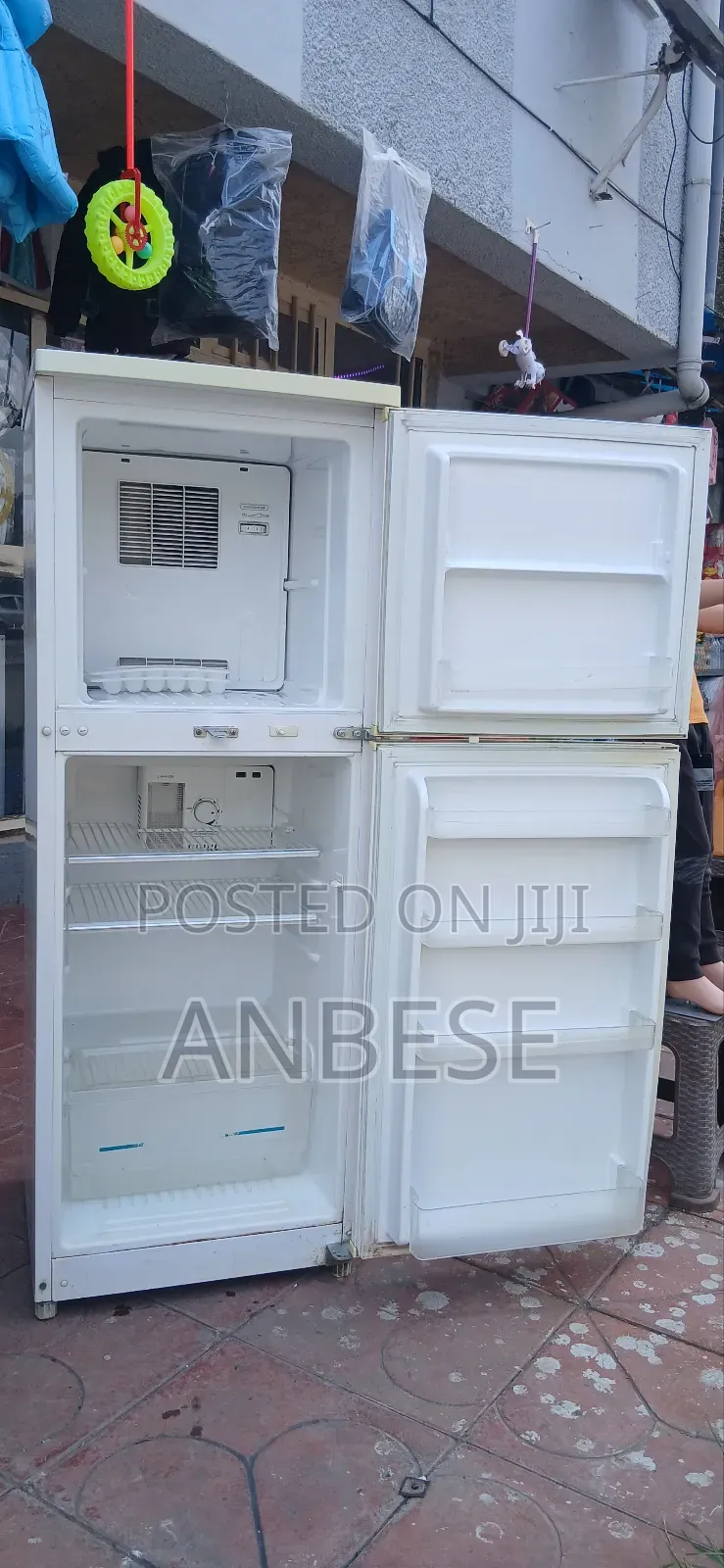 Refrigerator