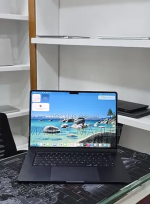 New Laptop Apple MacBook Air 2025 M4 16GB Apple M4 SSD 256GB