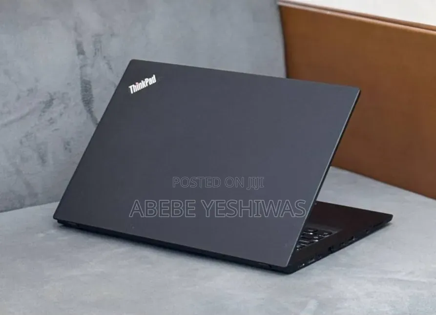 New Laptop Lenovo ThinkPad T480s 8GB Intel Core i5 SSD 256GB
