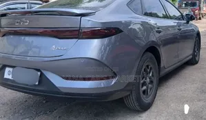 BYD Qin Plus DM-i 2025