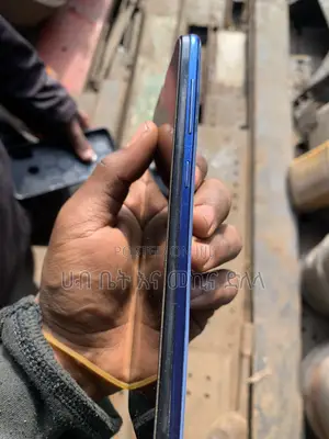 Samsung Galaxy A30 64 GB Blue