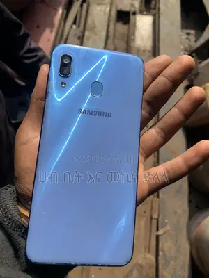 Samsung Galaxy A30 64 GB Blue