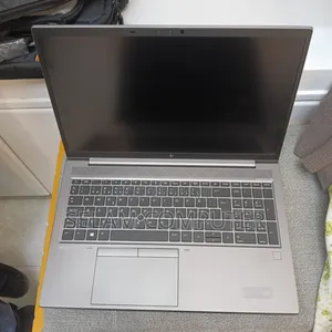 New Laptop HP ZBook Power G7 16GB Intel Core i7 SSD 512GB