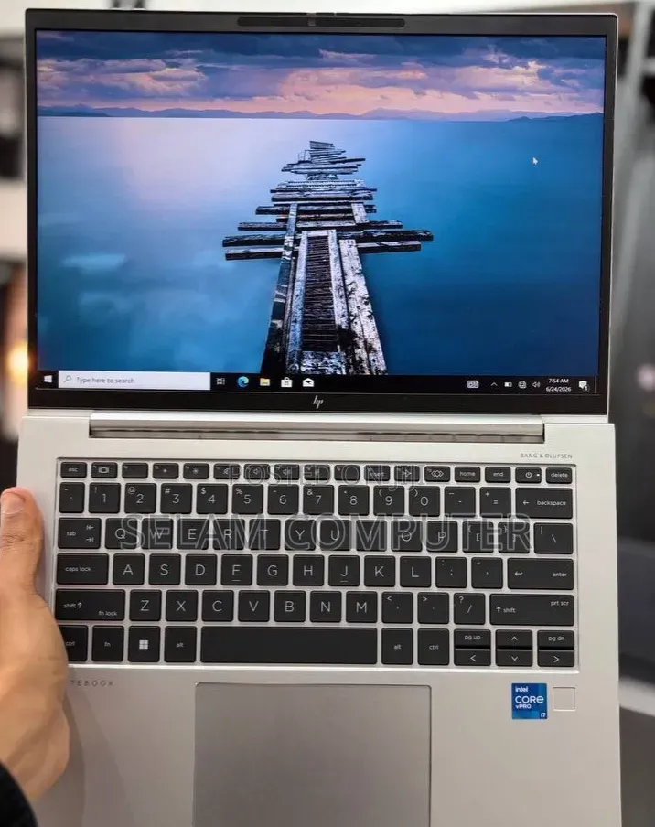 New Laptop HP EliteBook 830 G9 16GB Intel Core i7 SSD 512GB