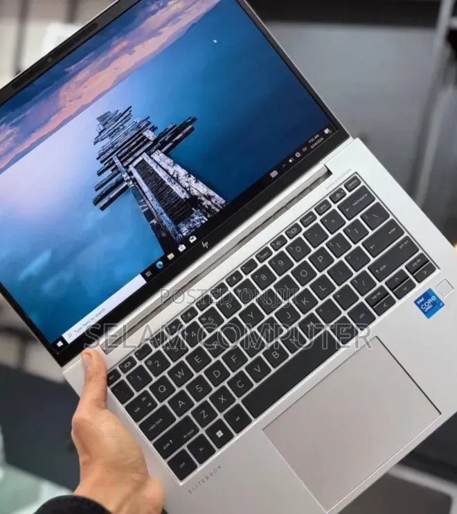 New Laptop HP EliteBook 830 G9 16GB Intel Core i7 SSD 512GB