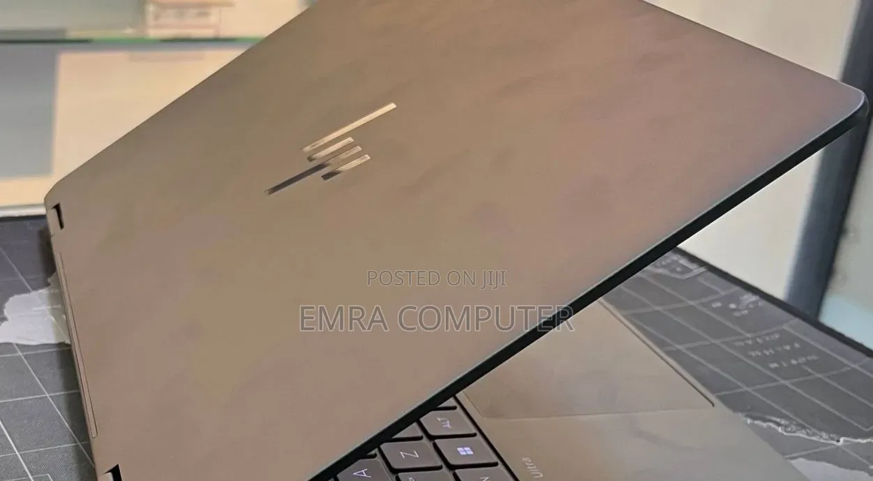 New Laptop HP 32GB Intel Core Ultra 7 SSD 1T