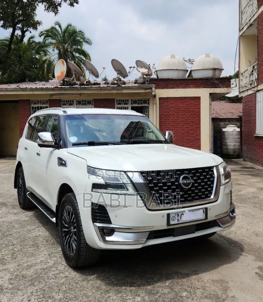 Nissan Patrol 2016 White