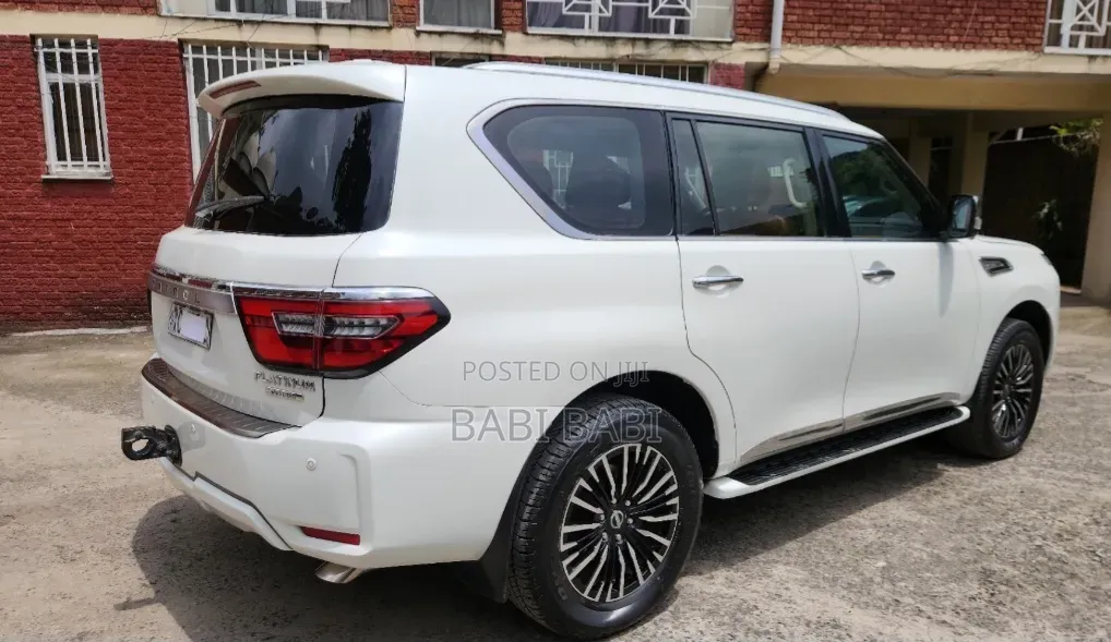 Nissan Patrol 2016 White