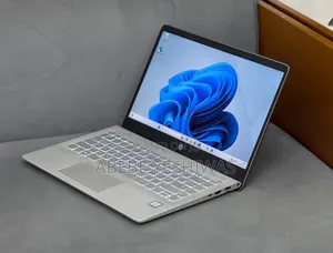 New Laptop HP Pavilion 10 8GB Intel Core i5 SSD 256GB