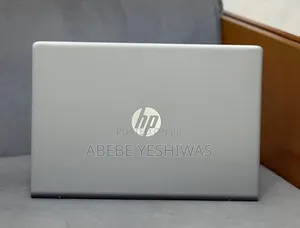 New Laptop HP Pavilion 10 8GB Intel Core i5 SSD 256GB
