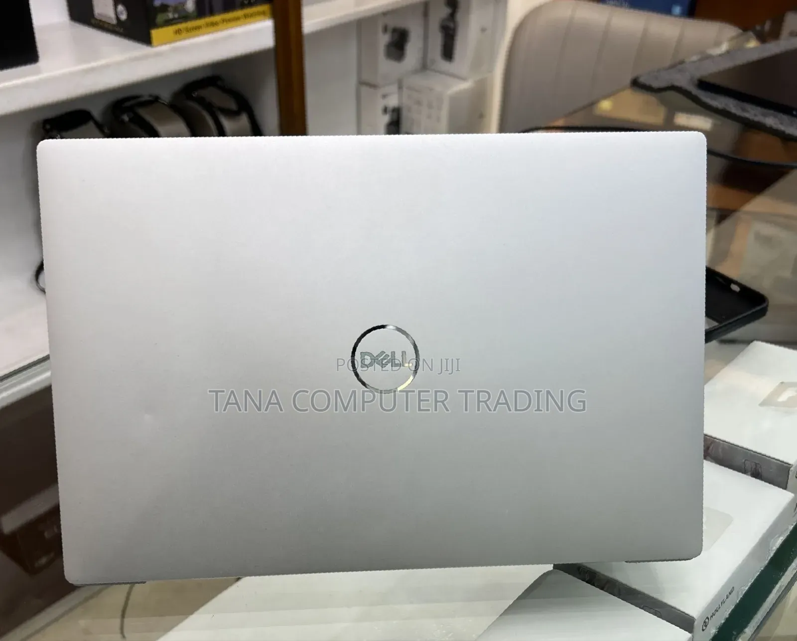 New Laptop Dell XPS 15 16GB Intel Core Ultra 7 SSD 512GB