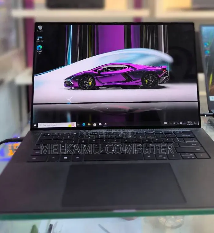 New Laptop Dell XPS 17 9710 16GB Intel Core i7 SSD 512GB