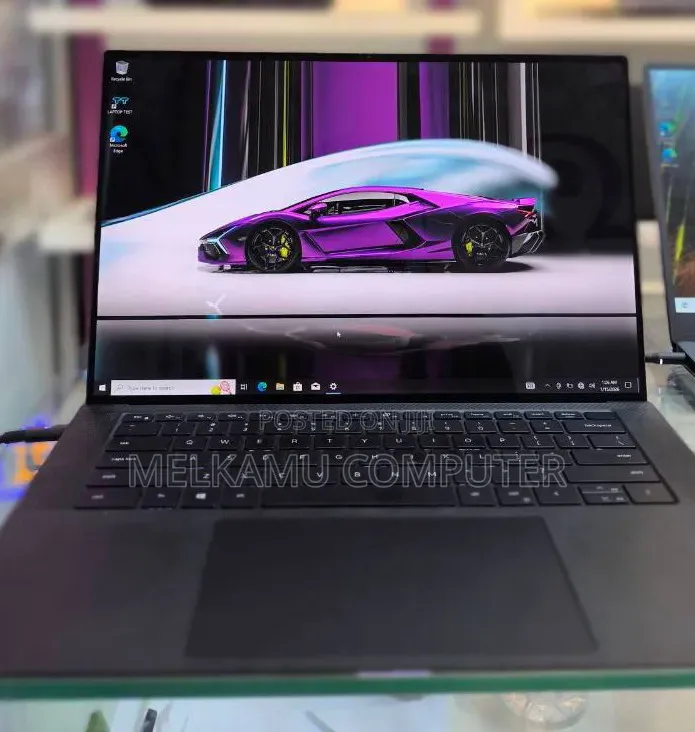 New Laptop Dell XPS 17 9710 16GB Intel Core i7 SSD 512GB