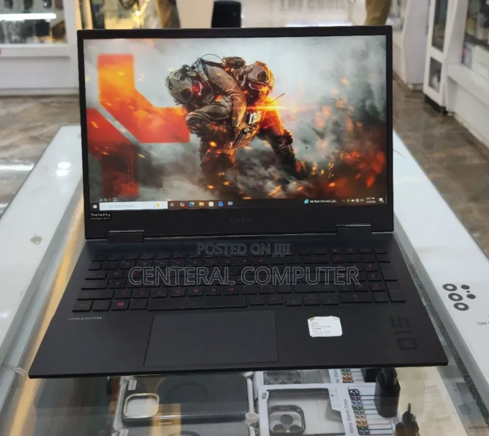 New Laptop HP Victus 16 16GB AMD Ryzen 5 SSD 512GB