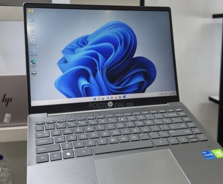 New Laptop HP Pavilion x360 16GB Intel Core i5 SSD 512GB