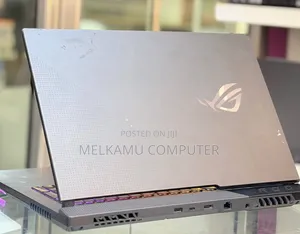 New Laptop Asus ROG Strix G17 16GB AMD Ryzen 7 SSD 512GB