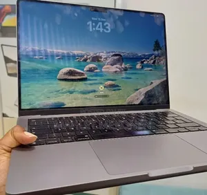 New Laptop Apple MacBook Pro 2021 M1 16GB Apple M1 Pro SSD 512GB