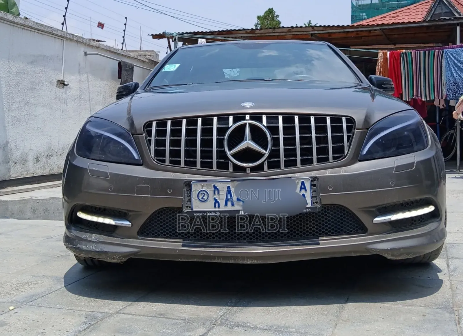 Mercedes-Benz C180 2010 Brown