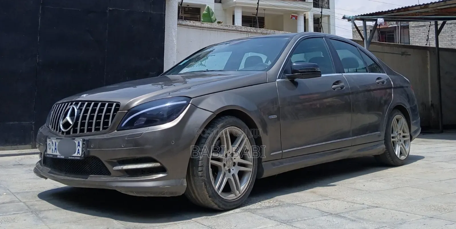 Mercedes-Benz C180 2010 Brown