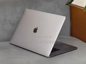 New Laptop Apple MacBook Pro 2019 32GB Intel Core i9 SSD 1T