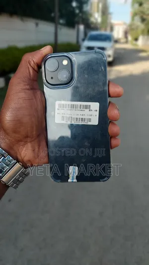 New Apple iPhone 13 128 GB Black