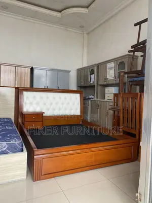 Bed (ኦክ 1.50 አልጋ)