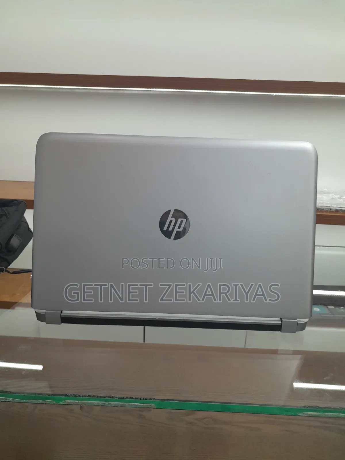 New Laptop HP Pavilion 15 8GB Intel Core i5 HDD 1T