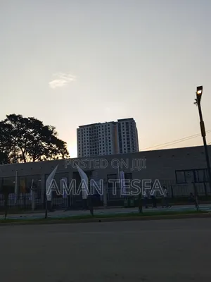 4bdrm Apartment in አሚባራ, Arada for sale
