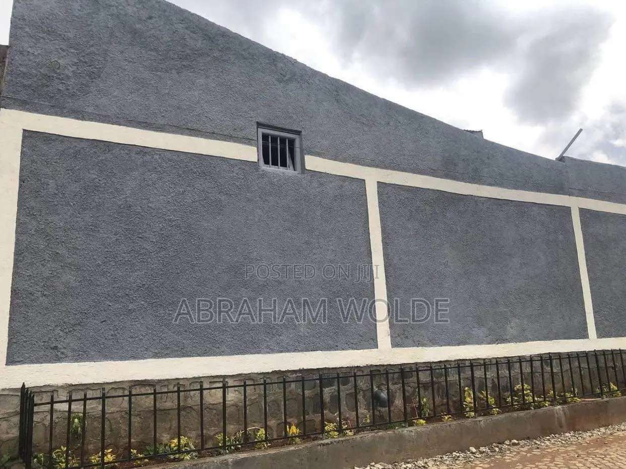 Furnished 4bdrm Villa in የግል መኖሪያ, Yeka for sale