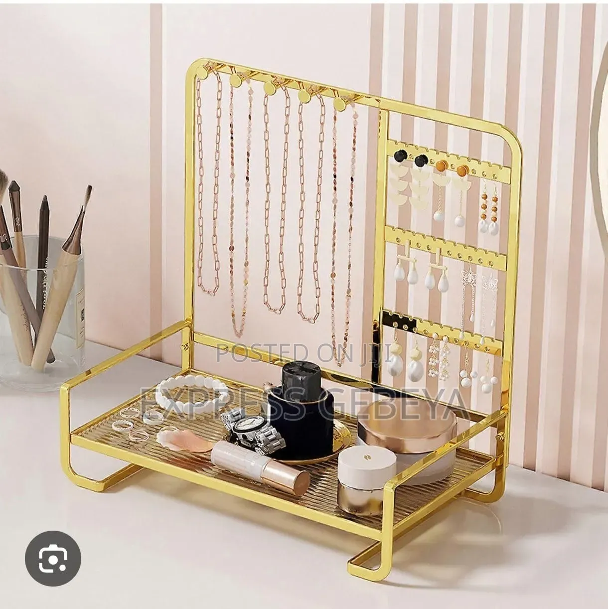 Jewellery Organizer Rack የአንገት ሀብል፣የጆሮ ጌጥ፣ መዋቢያዎችን የምታስቀምጡበት አስፈላጊ ዕቃ
