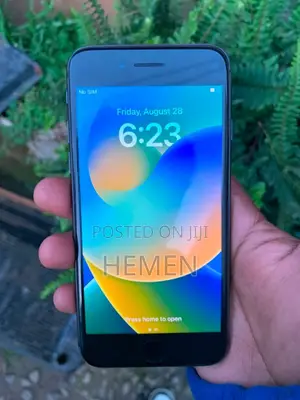 Apple iPhone 7 32 GB Black