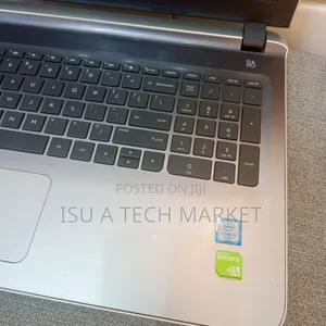 Laptop HP Pavilion 15 8GB Intel Core i5 HDD 1T