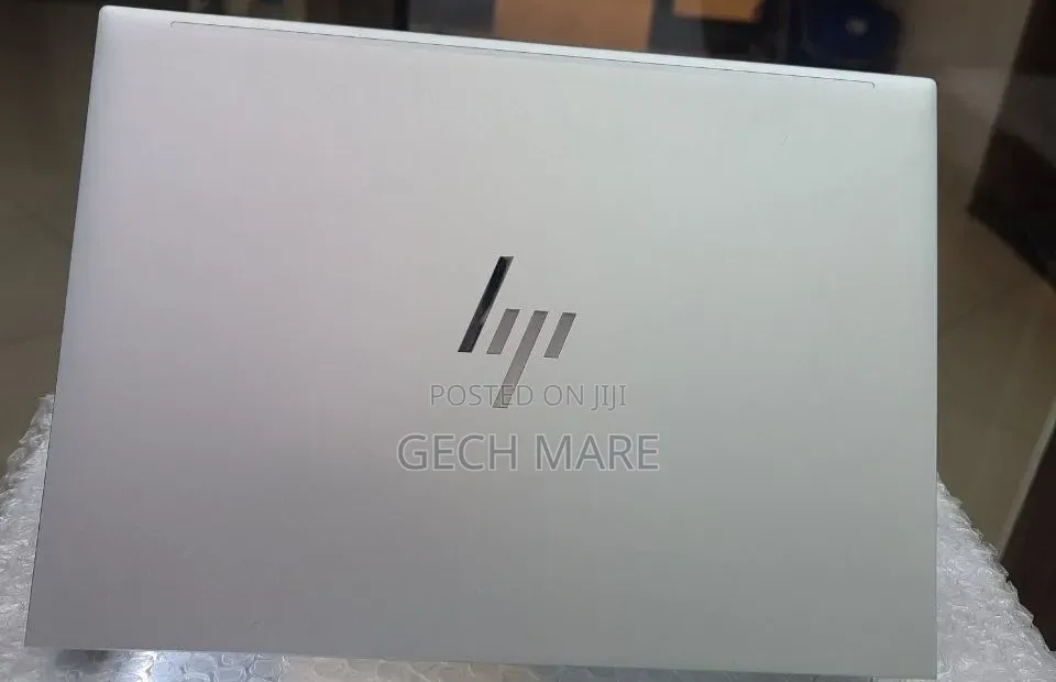 New Laptop HP EliteBook 830 G9 16GB Intel Core i5 SSD 512GB
