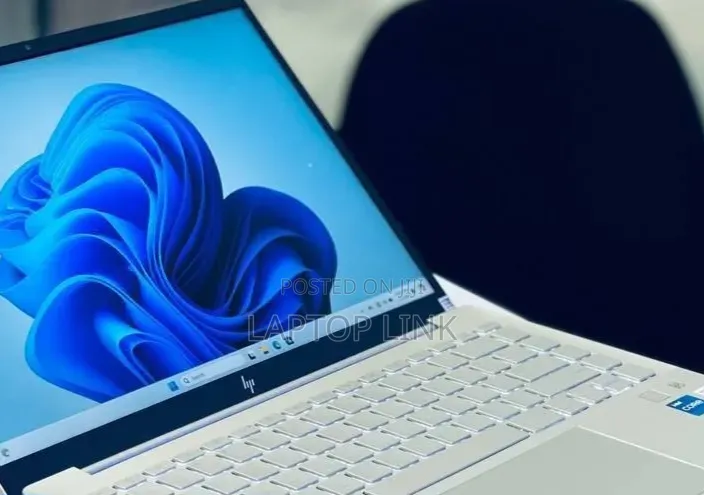 New Laptop HP Pavilion 14 16GB Intel Core i5 SSD 1T