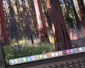 New Laptop Apple MacBook Pro 2024 M4 16GB Apple M4 Pro SSD 512GB
