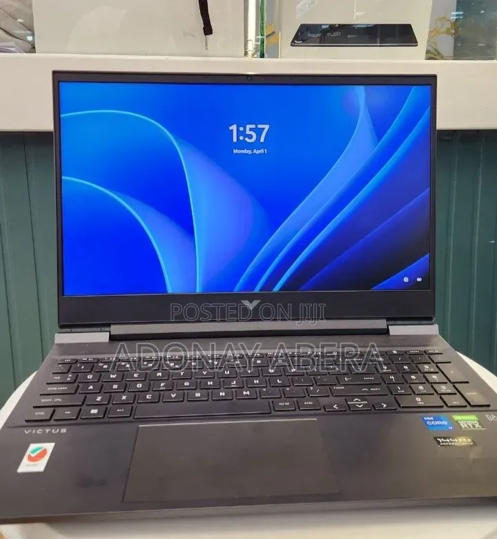 New Laptop HP Victus 16 16GB Intel Core i7 SSD 512GB