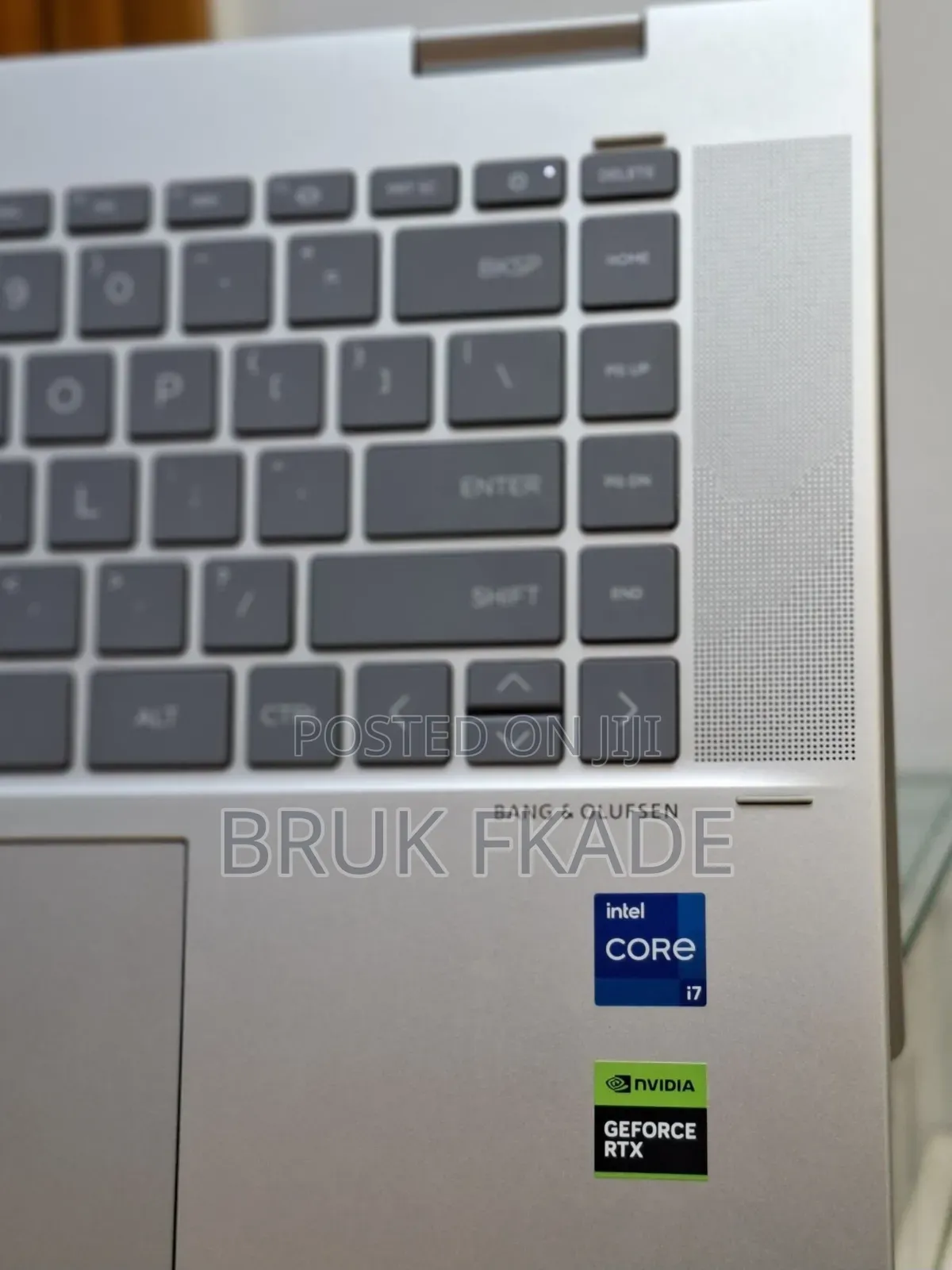 New Laptop HP Envy x360 16GB Intel Core i7 SSD 1T