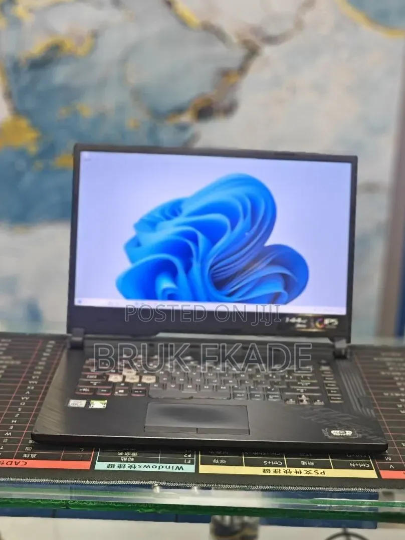 New Laptop Asus ROG Strix G15 16GB Intel Core i7 SSD 512GB