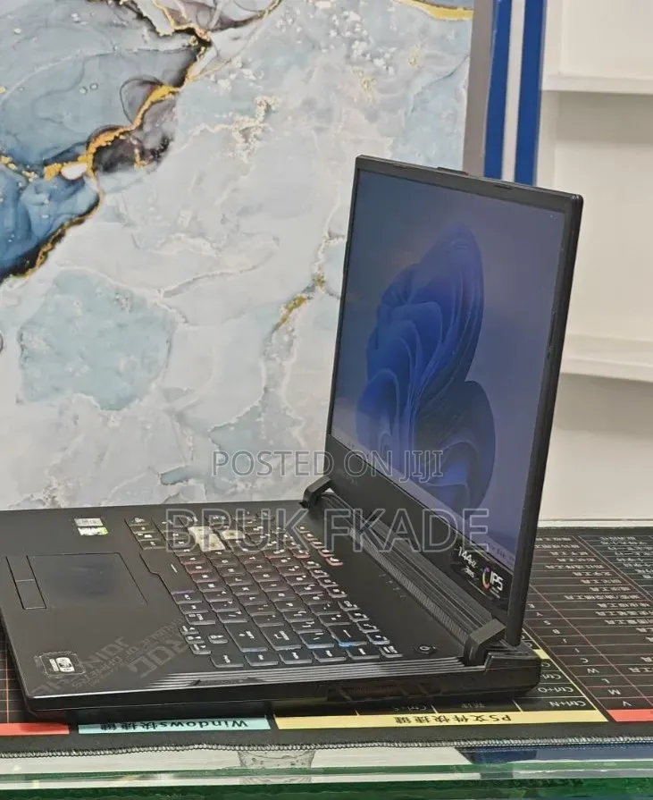 New Laptop Asus ROG Strix G15 16GB Intel Core i7 SSD 512GB