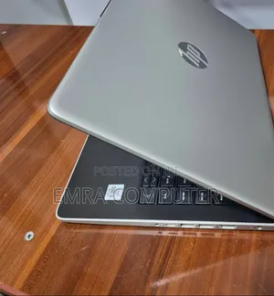 New Laptop HP 8GB Intel Core i5 SSD 256GB